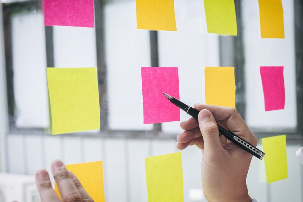 How to Build a Daily Brainstorming Habit 4 Brainstorming with sticky notes.