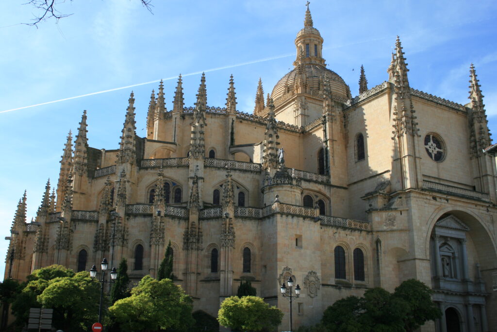 Maxim-Ross.com: Spain Cathedral