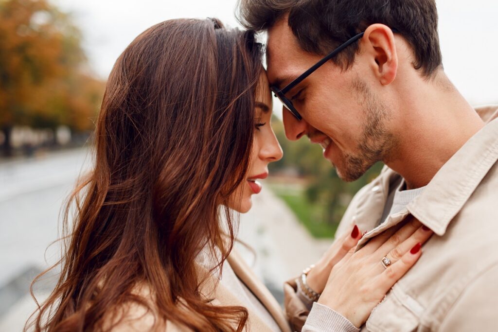 15 Intentional Ways to Stay in Love 3 Romantic couple close together